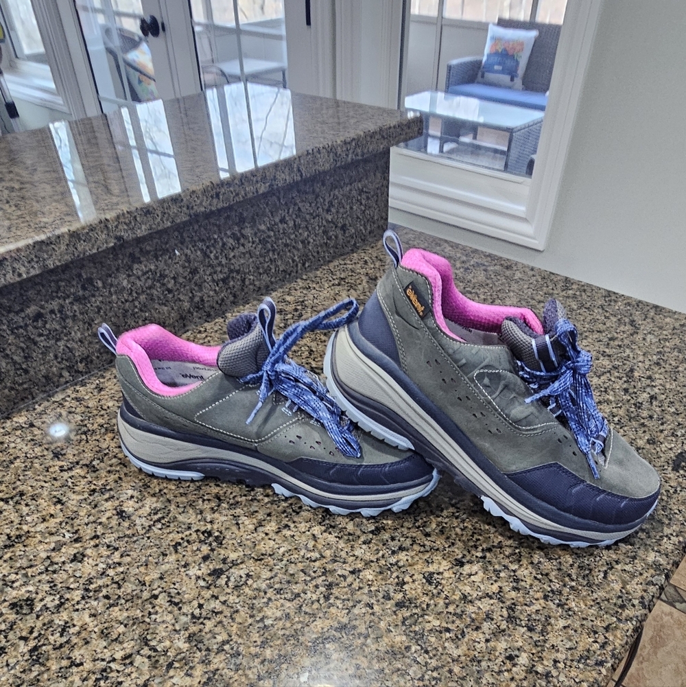 Hoka One One Women's Tor Summit Hiking Shoe in Gray and Blue with Pink Accents